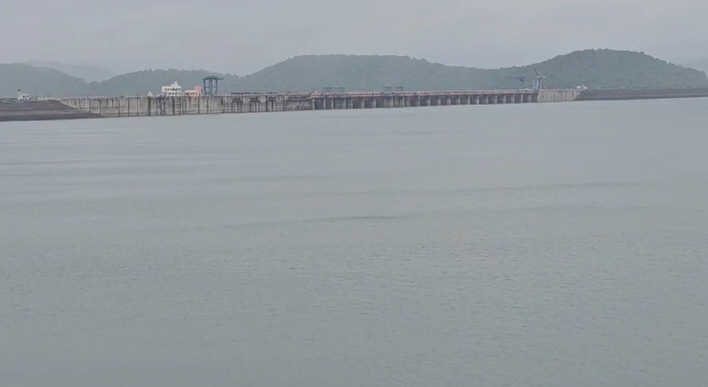 Ukai Dam: ઉકાઉ ડેમ સંપૂર્ણ ભરાયો, દક્ષિણ ગુજરાતના માથેથી બે વર્ષ માટે પાણીનું સંકટ ટળ્યુ, જુઓ તસવીરો....