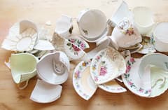 Lifestyle: घरात ठेवू नका 'या' 10 वस्तू; वाईट आणि नकारात्मक गोष्टींपासून होईल सुटका