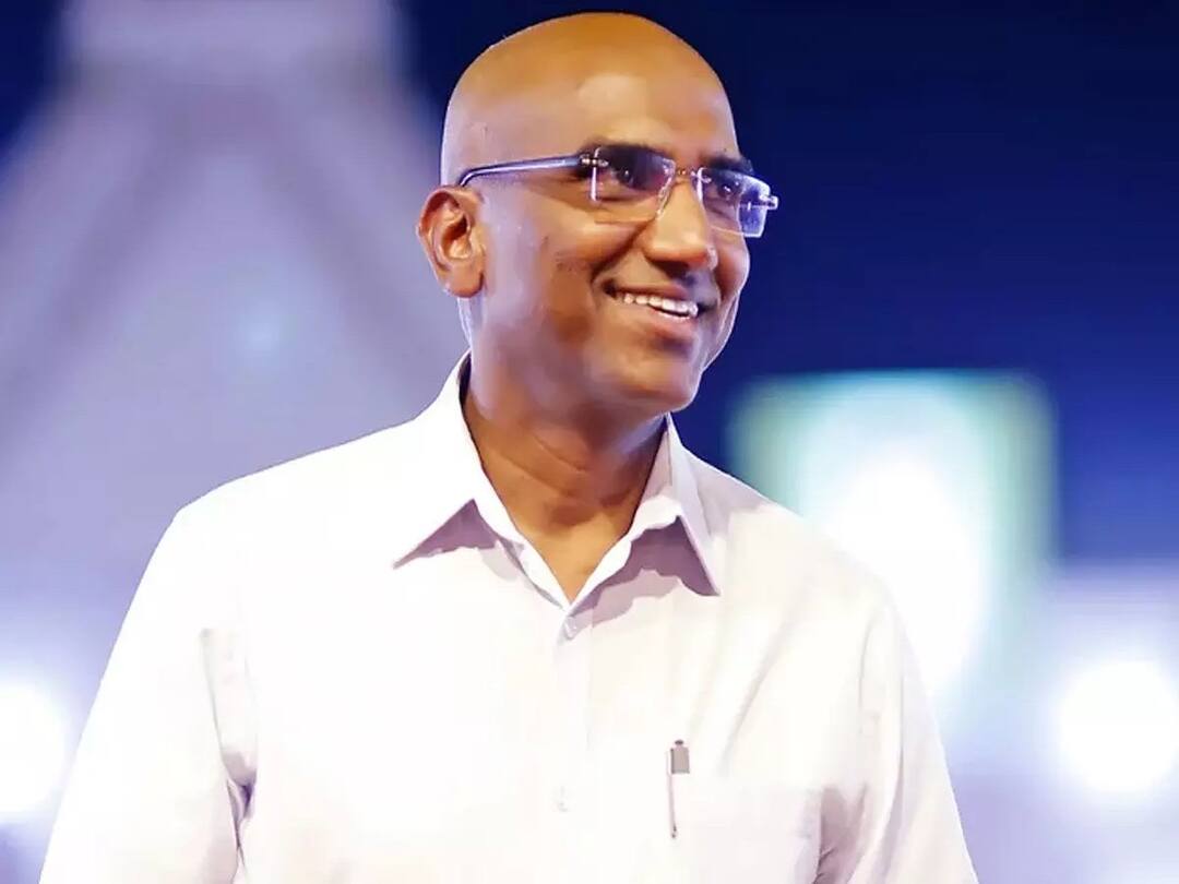 RS Praveen Kumar announced the first list of Telangana BSP candidates Telangana Elections: తెలంగాణ బీఎస్పీ అభ్యర్థుల తొలి జాబితా విడుదల, ఆర్ఎస్పీ పోటీ ఎక్కడినుంచంటే?