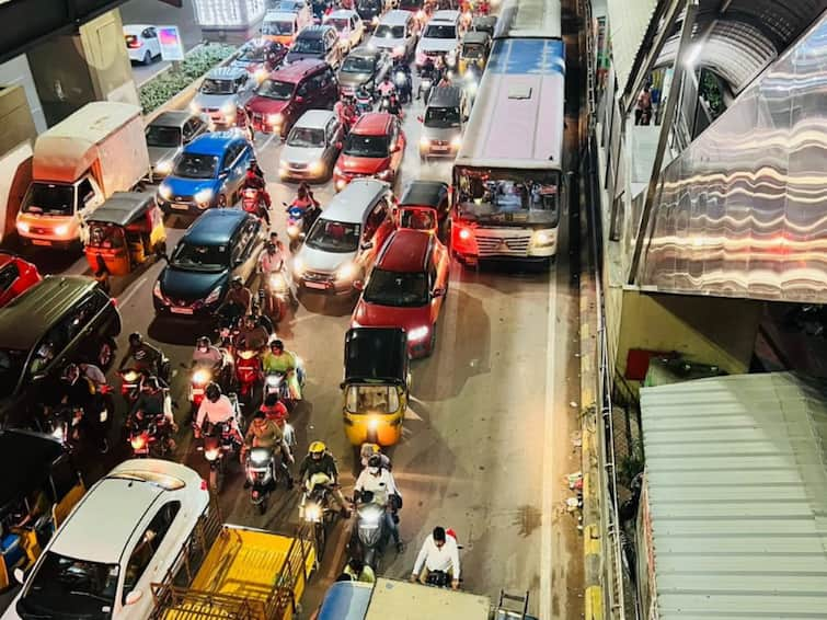 Traffic: three cities in India have more traffic problems, revealed by an American study Traffic: భారత్ లోని 3 నగరాల్లో ట్రాఫిక్ కష్టాలు ఎక్కువ, వెల్లడించిన అమెరికా అధ్యయనం