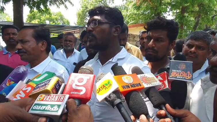 Indefinite strike on refusal of permission not sand  bullock cart workers TNN மணல் அல்ல அனுமதி மறுப்பால் காலவரையற்ற  போராட்டம் - மாட்டு வண்டி தொழிலாளர் அறிவிப்பு