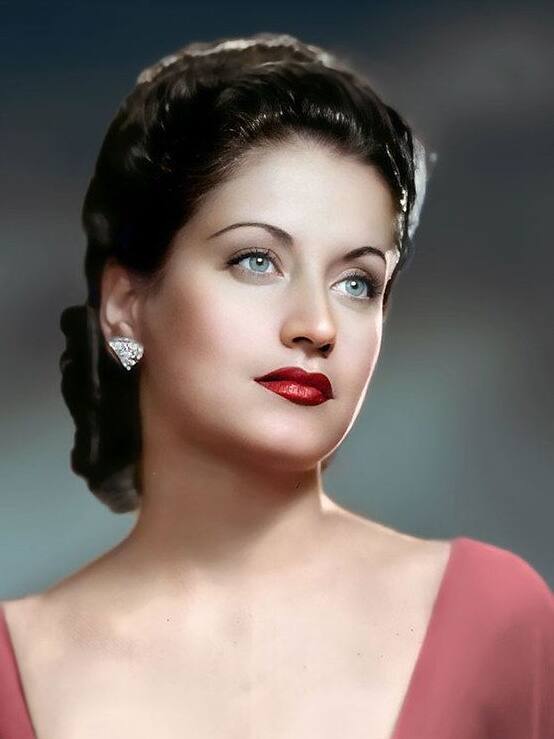 एक्ट्रेस जिसने कीं 4 शादियां, बनी ब्रिटिश जासूस, डेडबॉडी संग हुआ था ये