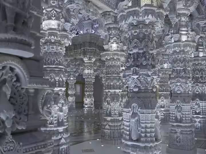 बीएपीएस स्वामीनारायण अक्षरधामचा 10 दिवसांचा भव्य लोकार्पण सोहळा 8 ऑक्टोबर रोजी संपन्न होणार असून या दिवशी मंदिराचं औपचारिकरित्या उद्घाटन पार पडेल.