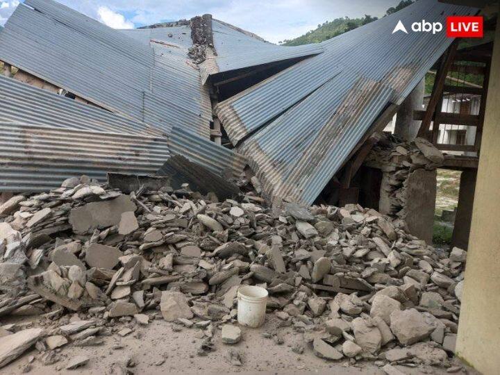 Earthquake in Nepal Few buildings in Bajhang District Suffer Damage after 6 point 2 magnitude earthquake Earthquake in Nepal: नेपाल में भूकंप से कई इमारतों को नुकसान, एक घंटे के भीतर महसूस किए गए चार झटके