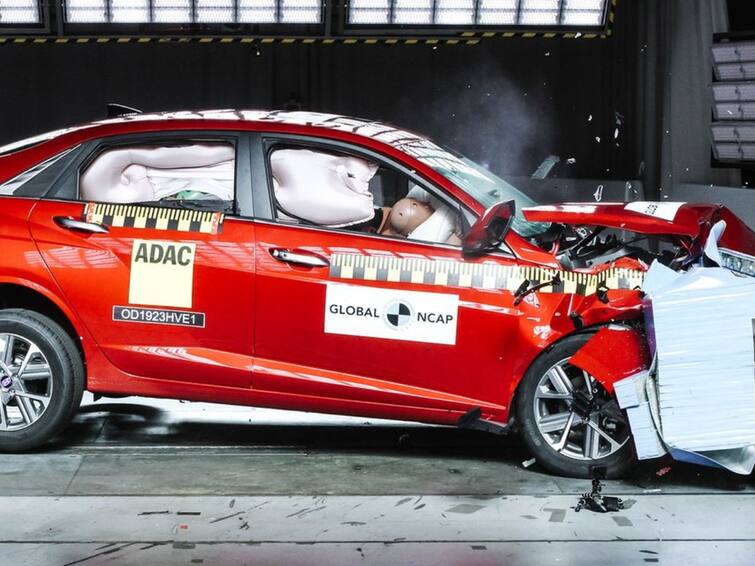 Hyundai Verna Safety Rating Scores 5 Stars in GNCAP Crash Test Rating Verna Safty Rating: அடேங்கப்பா..! 5 ஸ்டாரா..! பாதுகாப்பு பரிசோதனையில் அசத்திய ஹுண்டாய் வெர்னா செடான் மாடல் கார்