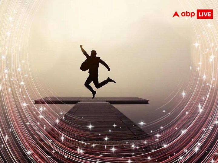 अक्टूबर महीने की शुरुआत हो चुकी है. ग्रह-नक्षत्रों के अनुसार अक्टूबर का महीना बहुत महत्वपूर्ण रहने वाला है. इस महीने कुछ राशियों की आर्थिक स्थिति बहुत अच्छी रहने वाली है. इन राशियों पर मां लक्ष्मी की विशेष कृपा रहेगी. जानते हैं इन राशियों के बारे में.