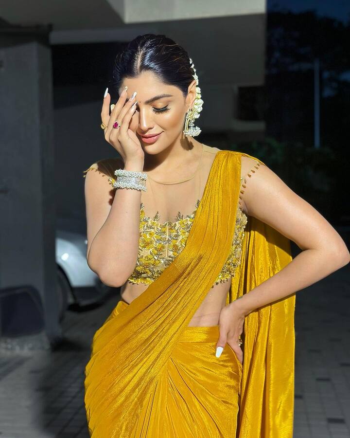 (તમામ તસવીરો  આકાંક્ષા ઈન્સ્ટાગ્રામ)