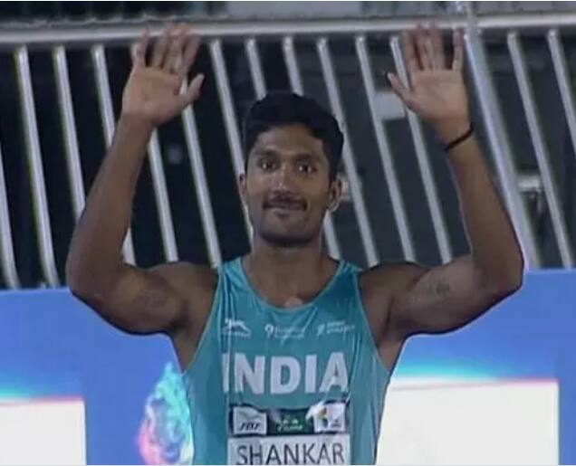 Asian Games 2023 Tejaswin Shankar Wins Silver Mens Decathlon India First Ever Decathlon Medal Since 1974 Asian Games Decathlon: 49 ஆண்டுகளுக்கு பிறகு இந்தியாவுக்கு பதக்கம்; டெகாத்லானில் சரித்திரம் படைத்த தேஜஸ்வின் சங்கர்
