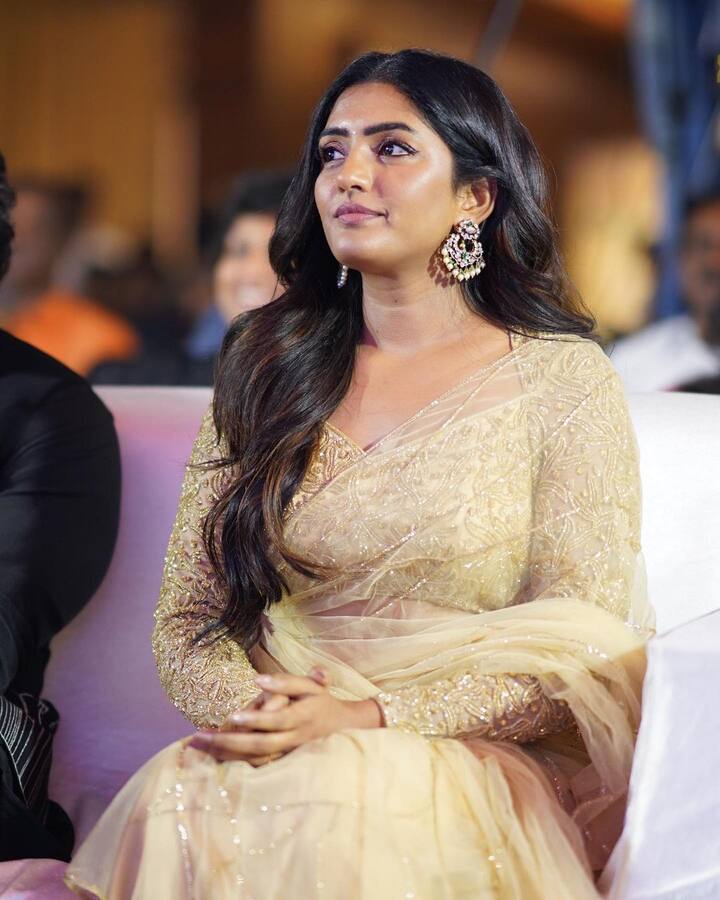 ఈషా రెబ్బా అందమైన ఫోటోలు  -Image Credit: Eesha Rebba/Instagram