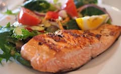 Smell of Fish: মাছের শরীর থেকে কেন বেরোয় আঁশটে গন্ধ? নেপথ্যে বৈজ্ঞানিক কার্যকারণ