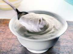 Greek Yoghurt Vs. Regular Yoghurt- Which One Is Healthy