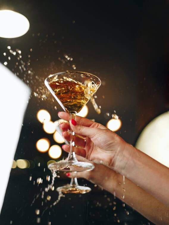 ਕੀ ਇੱਕ ਵਾਰ ‘ਚ ਜ਼ਿਆਦਾ ਸ਼ਰਾਬ ਪੀਣ ਨਾਲ ਹੋ ਸਕਦੀ ਮੌਤ?