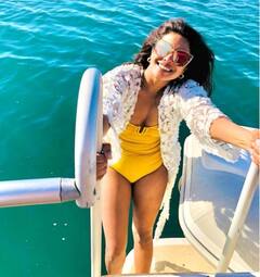 Priyanka Chopra : અભિનેત્રી પ્રિયંકા ચોપરાનો હોટ બિકિની લૂક જોઈ તમે પણ દંગ રહી જશો, જુઓ વાયરલ તસવીરો