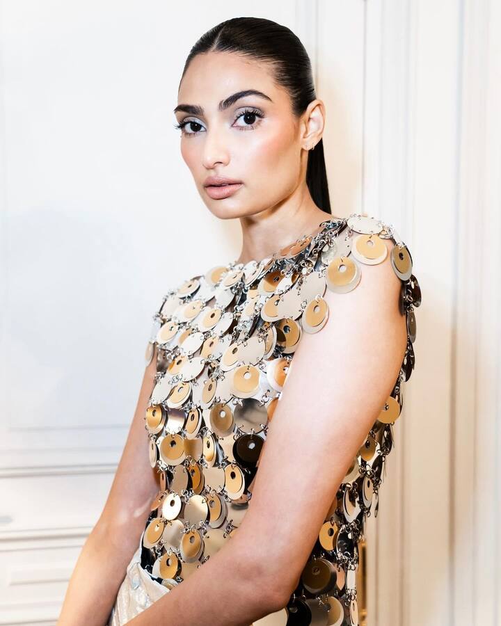 Both Rabanne and H&M are radiant brands in the fashion world, renowned for their innovative designs and trend-setting collections. This exclusive event showcased the radiant designs of these two iconic brands, bringing together the crème de la crème of the fashion world. (Image Source: Instagram/ Athiya Shetty)