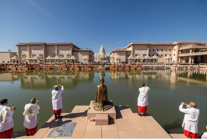 Akshardham: BAPS સ્વામિનારાયણ અક્ષરધામ ખાતે ભારતીય અમેરિકન મહિલાઓના યોગદાનને બિરદાવતો વિશિષ્ટ કાર્યક્રમ યોજાયો હતો.