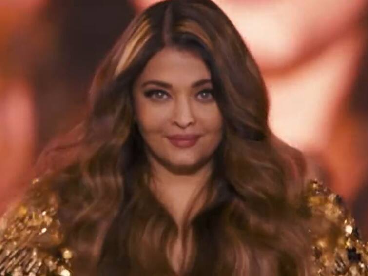 Aishwarya Rai Bachchan Gets Trolled For Her Look At Paris Fashion Week Aishwarya Rai Bachchan: 