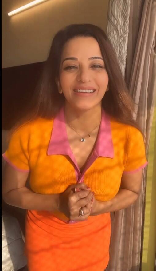 Bhojpuri Actress Monalisa: ભોજપુરી સિનેમામાં પોતાના અભિનય ઉપરાંત, તેની ડાન્સ સ્કિલ બતાવનારી મોનાલિસાની બોલ્ડનેસની ચર્ચા દરેક જગ્યાએ છે.