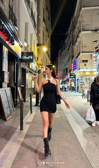 ਪੈਰਿਸ ਦੀਆਂ ਗਲੀਆਂ 'ਚ ਘੁੰਮਦੀ ਨਜ਼ਰ ਆਈ ਮੌਨੀ ਰਾਏ