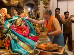 Ram Charan : राम चरण सिद्धिविनायकाच्या दर्शनाला; पाहा फोटो