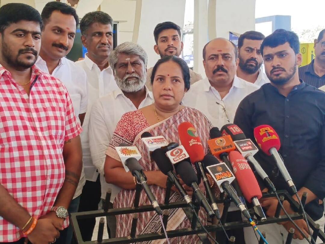 ’அரசியல் தொடர்பான எந்த நிகழ்ச்சியிலும் நிர்மலா சீதாராமன் பங்கேற்கவில்லை’ - வானதி சீனிவாசன் விளக்கம்