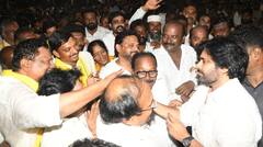 ఫోటోలు: పెడనలో పవన్ కల్యాణ్ వారాహి యాత్ర, జనసంద్రంగా మారిన ప్రాంతం