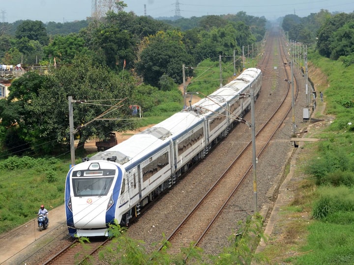 Last week, Prime Minister Narendra Modi flagged off nine more Vande Bharat trains connecting destinations across 11 states. With this, the total number Vande Bharat trains reached 34. (Image: X/Ashwini Vaishnaw)