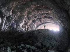 Bullet Train : मुंबई-अहमदाबाद बुलेट ट्रेन प्रकल्पाला मोठं यश, गुजरातमध्ये पहिला बोगदा तयार; पाहा फोटो