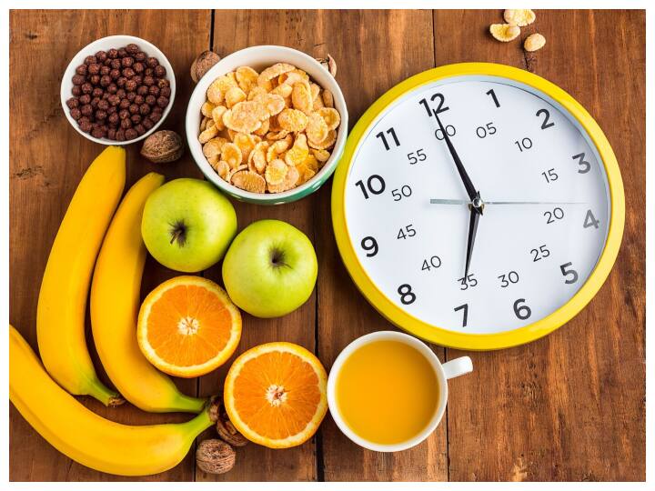 व्रत से शरीर को डिटॉक्सीफाई होने का अवसर मिलता है और पाचन तंत्र मजबूत बनता है. यह एक प्राकृतिक तरीका है शरीर को आराम देने और ऊर्जा से भरपूर बनाने का.