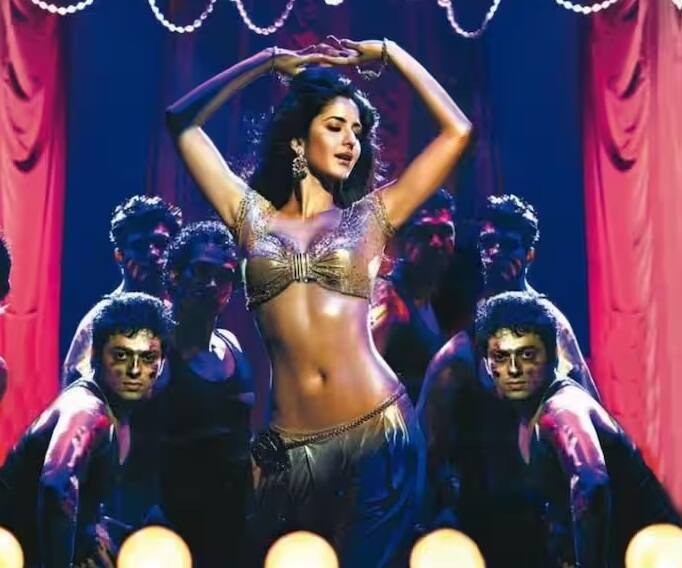 મીડિયા રિપોર્ટ્સ અનુસાર, તે દરમિયાન કેટરિના કૈફના પેટમાં ખૂબ જ દુખાવો થતો હતો જેથી તે એક વખત બેભાન થઈ ગઈ અને સેટ પર ડૉક્ટરને બોલાવવા પડ્યા. તેને આરામ કરવાની પણ સલાહ આપવામાં આવી હતી.