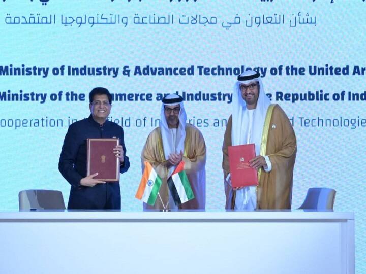 India and UAE ink MoU to enhance cooperation in industries advanced tech signed by Piyush Goyal in UAE भारत और UAE के बीच इंडस्ट्रीज और एडवांस टेक्नोलॉजी के फील्ड में समझौते, कॉमर्स मिनिस्टर पीयूष गोयल ने साइन किया MoU