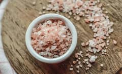 Salt Affects Human Body: না থাকলে মুখে রোচে না খাবার, আবার বেশি খেলেও ক্ষতি, অতিরিক্ত লবণে বিপদ