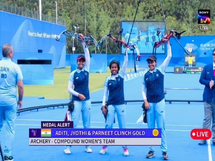 Asian Games 2023 Aditi Jyothi Surekha Vennam Parneet Kaur Won Gold In Archary Compound Womens Team Asian Games 2023: ఆసియా గేమ్స్‌లో మెరిసిన తెలుగమ్మాయి జ్యోతి సురేఖ- భారత్ ఖాతాలో మరో పసిడి