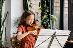 Benefits Of Music Therapy For Kids : तुमचे मूल पण हट्टी आणि रागीट आहे का?  ‘संगीत थेरपी’ चा करा अवलंब
