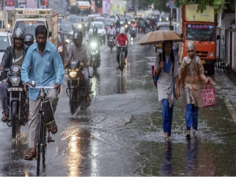 According to the Met department, moderate rain with thunder and lightning is likely to occur in 12 districts in Tamil Nadu in the next 3 hours. TN Rain Alert: அலுவலகத்திலிருந்து வீட்டுக்கு போறீங்களா? 12 மாவட்டங்களில் மழைக்கு வாய்ப்பு.. எந்தெந்த மாவட்டங்களில்?