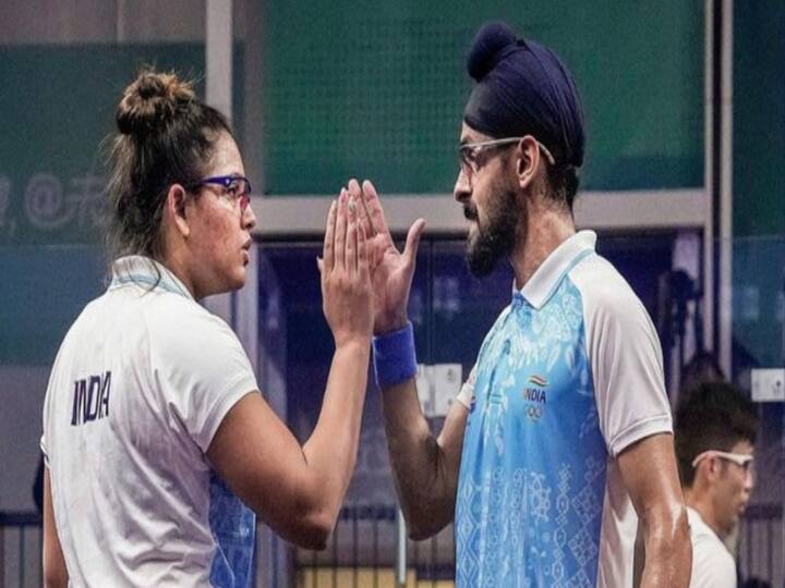 Asian Games 2023: Dipika Pallikal - Harinder Pal Singh team won gold in squash mixed doubles. Asian Games 2023: ஸ்குவாஷில் மாஸ் காட்டிய இந்தியா... தங்கம் வென்று அசத்தல்..!