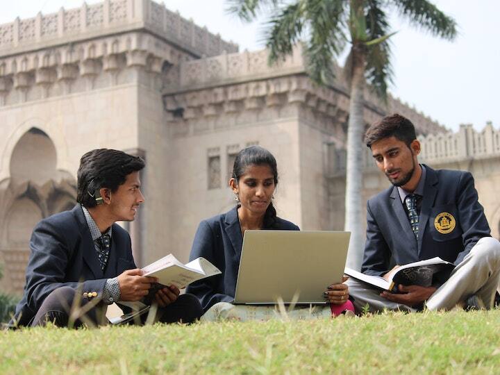 CBSE Board Exams 2024 Datesheet for Class 12 10 to be Released by October-End cbse.gov.in CBSE Board Exams 2024: केंद्रीय माध्यमिक शिक्षा बोर्ड जल्द जारी करेगा साल 2024 परीक्षा के लिए डेटशीट