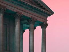 क्यों सैकड़ों साल तक पुरानी इमारतें टिकी रह जाती है? यहां जानिए इसके पीछे का कारण