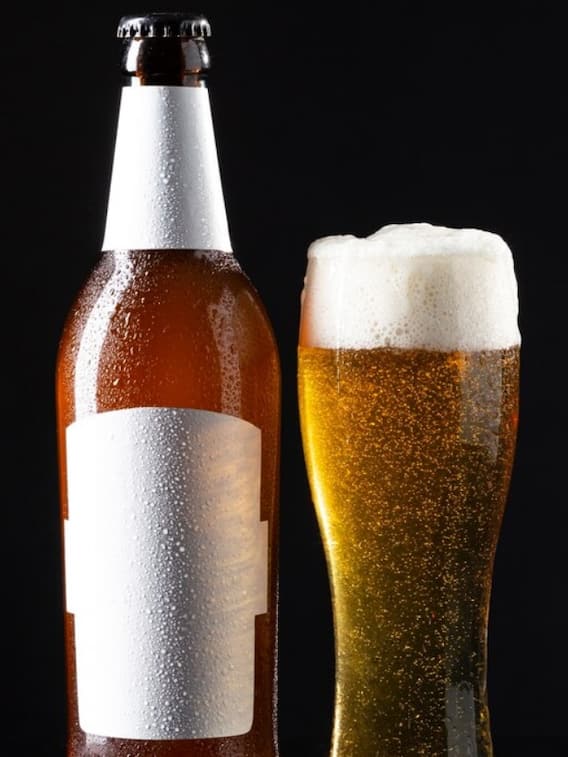 हरे या भूरे रंग की ही क्यों होती है बीयर की बोतल