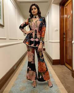 Shamita Shetty Photos: फिल्में हिट...लेकिन करियर रहा फ्लॉप, जानिए आज कहां हैं बी-टाउन की ‘शरारा-शरारा' गर्ल