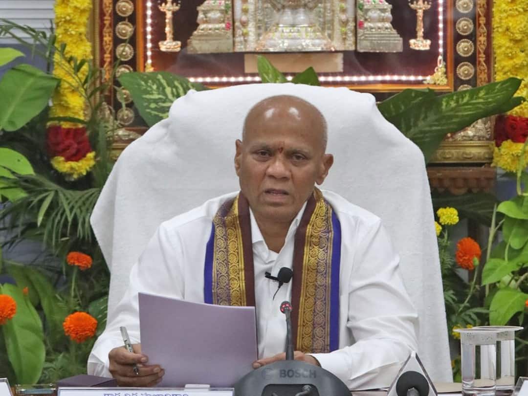 Tirumala Navaratri Brahmotsavam Start From October 15 TTD News: నవరాత్రి బ్రహ్మోత్సవాలపై టీటీడీ ఈఓ కీలక ప్రకటనలు, షెడ్యూల్ వివరాలిలా