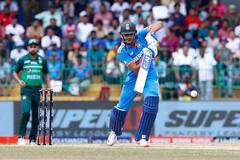 Shubman Gill : கடைசி நேரத்தில் சுப்மன் கில்லுக்கு நடந்த சோகம்.. அவருக்கு பதில் களத்தில் இறங்கப்போவது யார்?