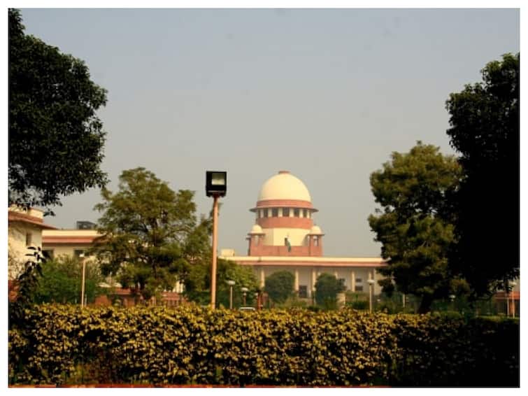 Supreme Court Seeks Responses From Rajasthan, Madhya Pradesh Govts Over Misuse Of Public Money On Poll Freebies Supreme Court Seeks Responses From Rajasthan, MP Govts Over 'Misuse Of Public Money' On Poll Freebies