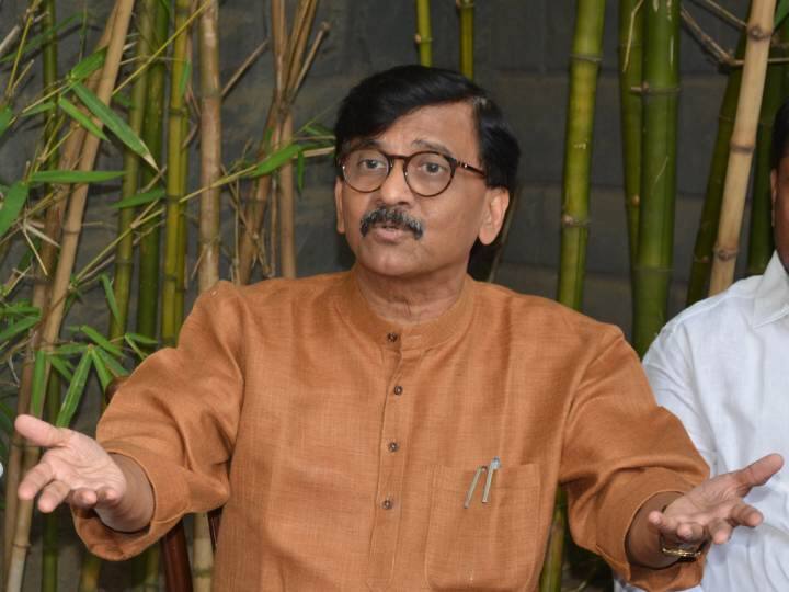 'जिसने पार्टी बनाई उसको ही सबूत देना पड़ेगा', शरद पवार की चुनाव आयोग में बैठक से पहले बोले संजय राउत