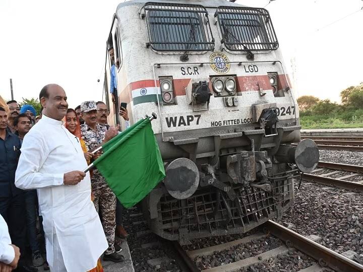 Rajasthan OM Birla Said Bundi Keshorai Patan station will be developed under Amrit Station Scheme ANN Rajasthan News: अमृत स्टेशन योजना के तहत बूंदी के केशोराय पाटन स्टेशन का होगा विकास, अब इन ट्रेनों का भी होगा ठहराव