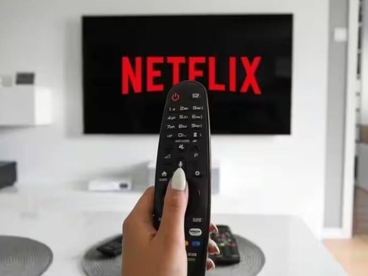 Netflix to increase subscription plan prices, Know the details here నెట్‌ఫ్లిక్స్ సబ్‌స్క్రైబర్‌ల జేబులకు చిల్లు, త్వరలోనే ప్రీమియం ధర పెరుగుతుందట