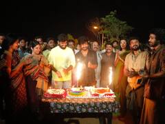 Arjun Das Birthday : குரலழகன் அர்ஜுன் தாஸின் பிறந்தநாளை கேக் வெட்டி கொண்டாடிய படக்குழு!