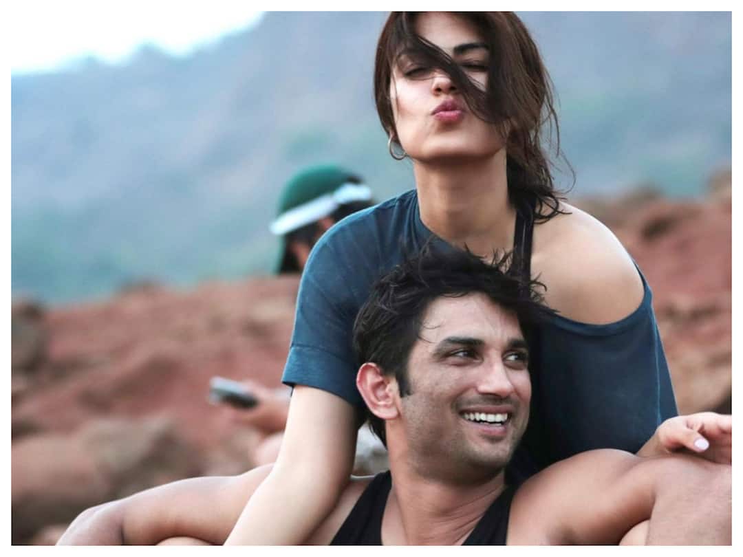 Rhea Chakraborty Shares She Was Aware Of Sushant Singh Rajput’s Mental Health, Says 'I Miss Him, Difficult To Live Without Him' Rhea Chakraborty Shares She Was Aware Of Sushant Singh Rajput’s Mental Health, Says 'I Miss Him, Difficult To Live Without Him' Rhea Chakraborty Shares She Was Aware Of Sushant Singh Rajput’s Mental Health, Says 'I Miss Him, Difficult To Live Without Him'