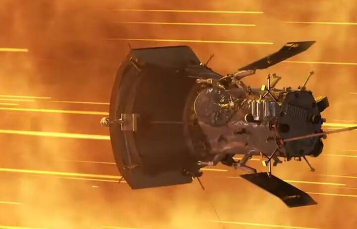 Parker Solar Probe: ਅਮਰੀਕੀ ਪੁਲਾੜ ਏਜੰਸੀ ਨਾਸਾ ਜਦੋਂ ਵੀ ਕੁਝ ਕਰਦੀ ਹੈ ਤਾਂ ਦੁਨੀਆ ਭਰ ਦੇ ਵਿਗਿਆਨੀ ਉਸ 'ਤੇ ਨਜ਼ਰ ਰੱਖਦੇ ਹਨ। ਇਸ ਲੜੀ 'ਚ ਹਾਲ ਹੀ 'ਚ ਨਾਸਾ ਦੇ ਸੂਰਯਾਨ ਨੇ ਅਜਿਹਾ ਕਾਰਨਾਮਾ ਕੀਤਾ ਕਿ ਇਸ ਨੇ ਨਾ ਸਿਰਫ਼ ਰਿਕਾਰਡ ਬਣਾਇਆ ਸਗੋਂ ਉਸ ਦੀ ਕਾਫੀ ਤਰੀਫ ਵੀ ਹੋ ਰਹੀ ਹੈ।