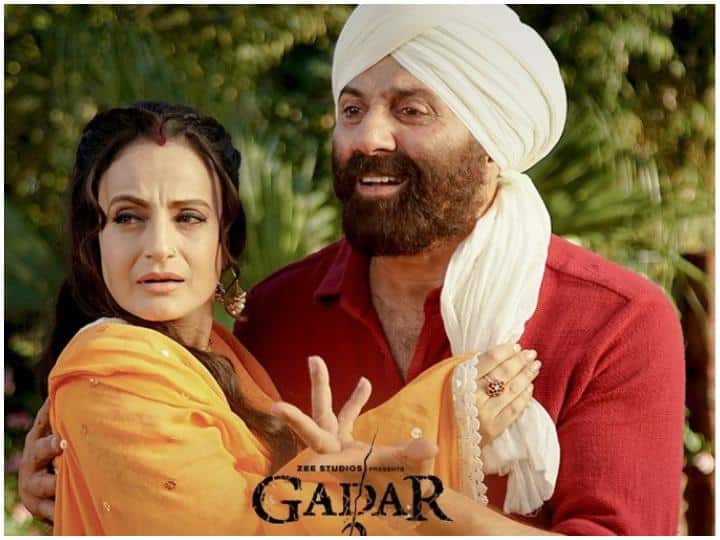 Gadar 2 OTT Streaming Online Zee5 Time Watch Sunny Deol Amisha Patel Movie Free Gadar 2 OTT Streaming: थिएटर में नहीं देखी 'गदर 2' तो अब OTT पर घर बैठे एंजॉय करें Sunny- Ameesha की  ब्लॉकबस्टर फिल्म, जानें-कहां ले सकते हैं इस एक्शन थ्रिलर का मजा