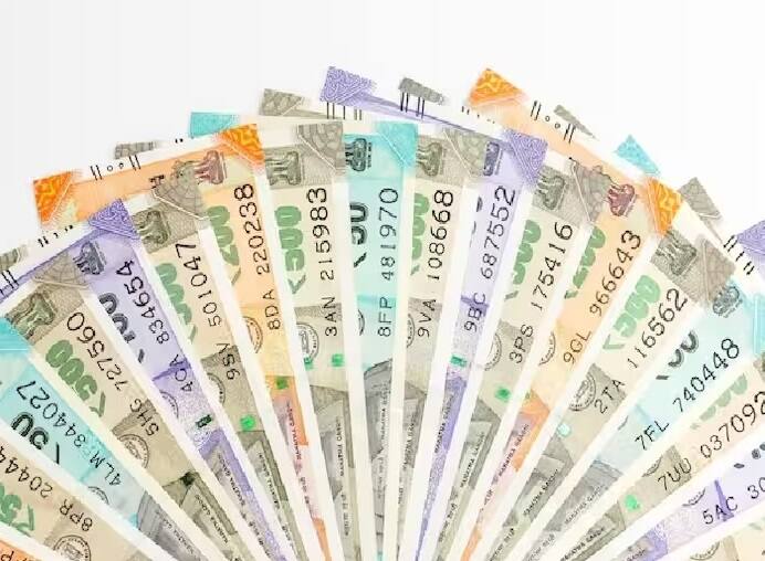 જો કોઈ ખાતાધારકનું મૈચ્યોરિટી અદાઉ મૃત્યુ થાય છે તો ખાતામાં જમા થયેલી રકમ નોમિની અથવા વારસદારને આપવામાં આવશે. જો તમે પાકતી મુદત પહેલા ખાતું બંધ કરવા માંગો છો તો તમે 2 વર્ષ અને 6 મહિના પછી તે કરી શકો છો.